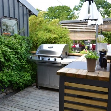 Turn Your Backyard Into The Ultimate Outdoor Mancave In Six Simple Steps 