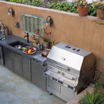 How To Build An Outdoor Kitchen Everyone Will Be Jealous Of