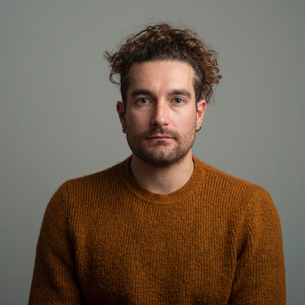 Here’s How to Tell You’re Neurodivergent, According to Licensed Therapists