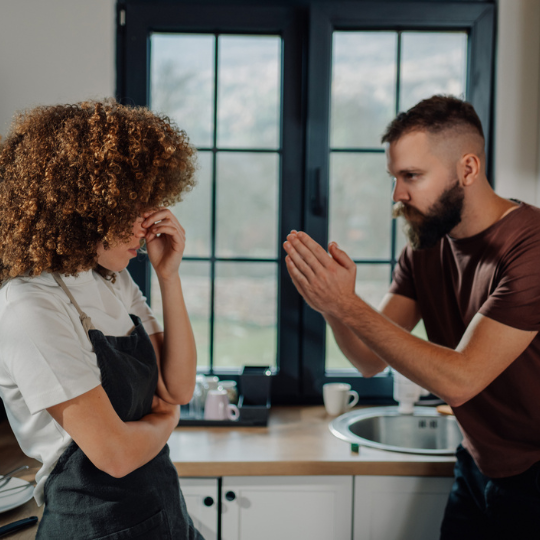 If Relationship Conflicts Aren’t Resolving, You Might Not Know Your Partner’s \"Apology Language\"