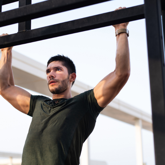 Want to Conquer the Pull-Up Bar? Here\'s How to Train to Become a Genuine Bar Star